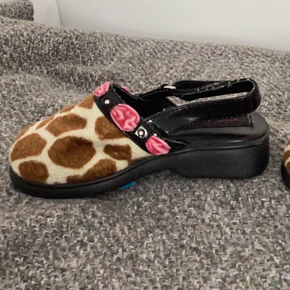 Stride rite size 7 toddler clog - Picture 4 of 4